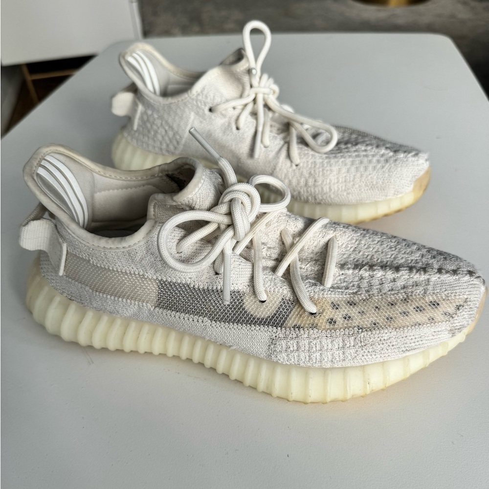 YEEZY BOOST 350 WHITE SZ 6.5 MENS 8.5 WOMENS GREAT CONDITION WITH ORDER INFO